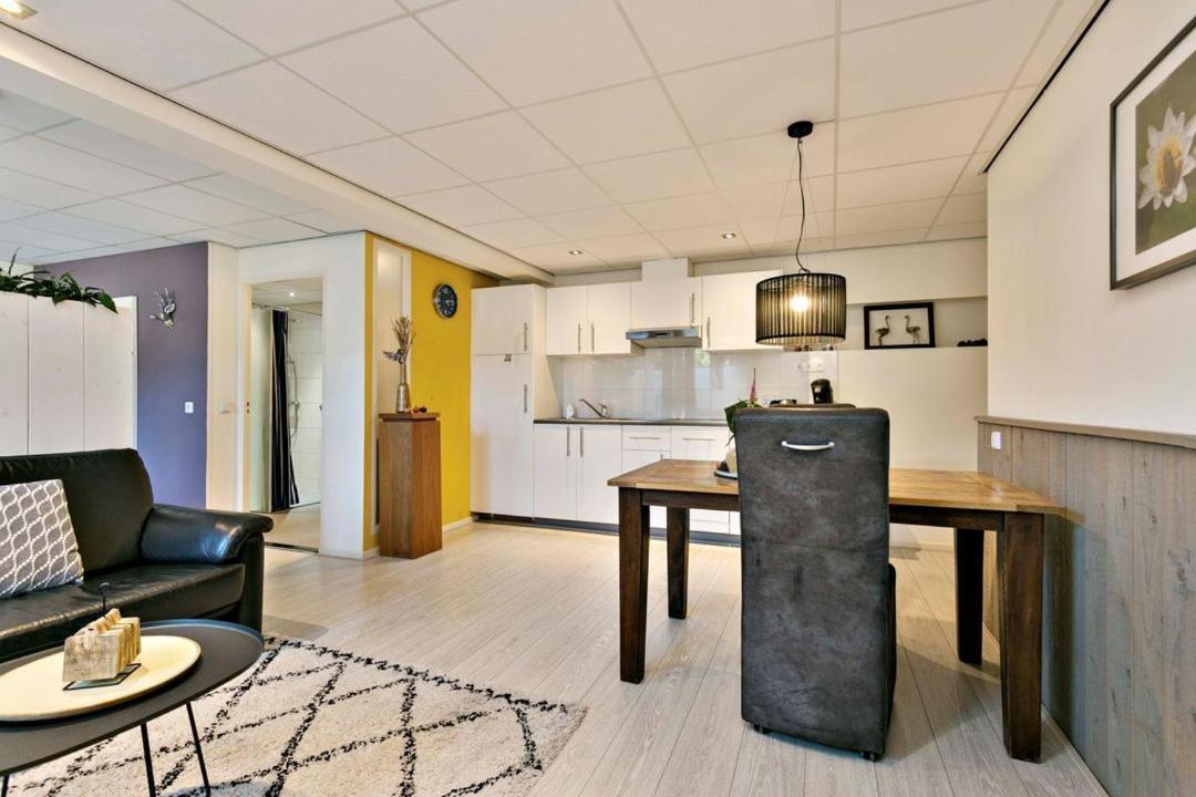 Vakantie Studio Ейсден Екстериор снимка