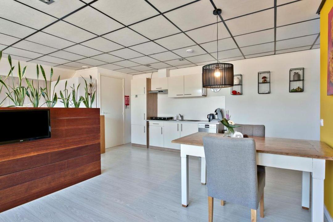 Vakantie Studio Ейсден Екстериор снимка